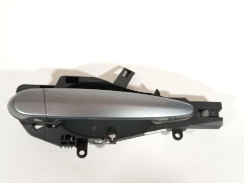 Recambio de maneta exterior trasera derecha para bmw serie 3 berlina (e90) 320i referencia OEM IAM 51217207562  