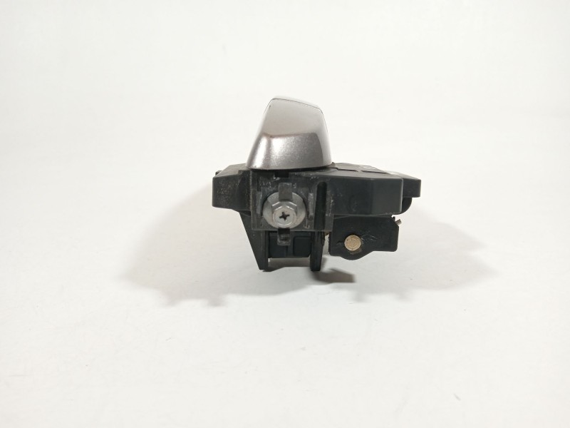 Recambio de maneta exterior delantera derecha para hyundai tucson essence bluedrive 2wd referencia OEM IAM 82661D7000  