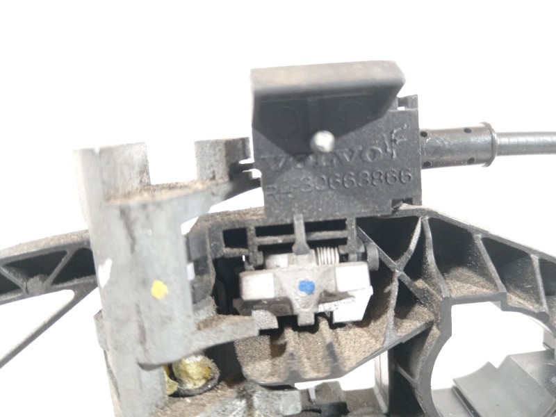 Recambio de maneta exterior trasera derecha para volvo s40 ii (544) 2.0 d referencia OEM IAM 30663866  