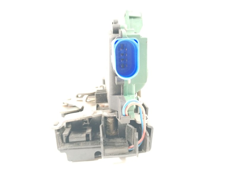 Recambio de cerradura puerta delantera derecha para seat ibiza iii (6l1) 1.4 16v referencia OEM IAM 3B1837016BQ  