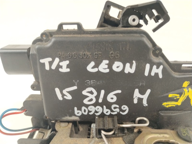 Recambio de cerradura puerta trasera izquierda para seat leon (1m1) 1.9 tdi referencia OEM IAM 3B4839015A  