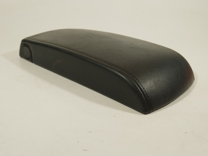 Recambio de apoyabrazos central para peugeot 508 2.0 blue-hdi fap referencia OEM IAM 759254  