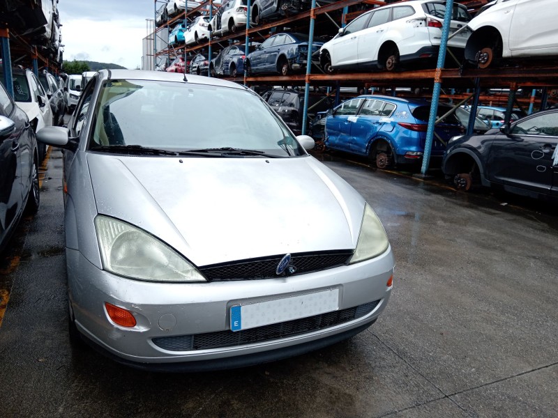 ford focus i sedán (dfw) del año 1999