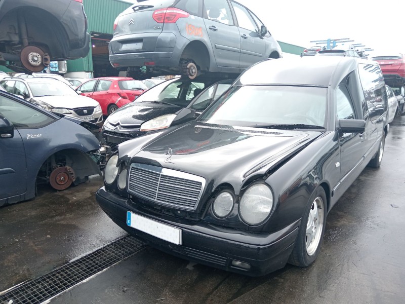 mercedes-benz clase e (w210) del año 1998