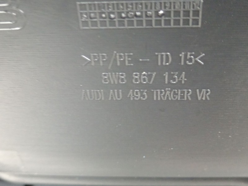Recambio de guarnecido puerta delantera derecha para audi a5 sportback (f5a) advanced quattro referencia OEM IAM 8W8867134  