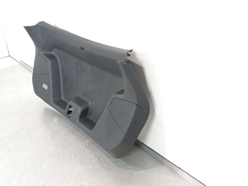 Recambio de guarnecido porton trasero para audi a5 sportback (f5a) advanced quattro referencia OEM IAM 8W8867979  
