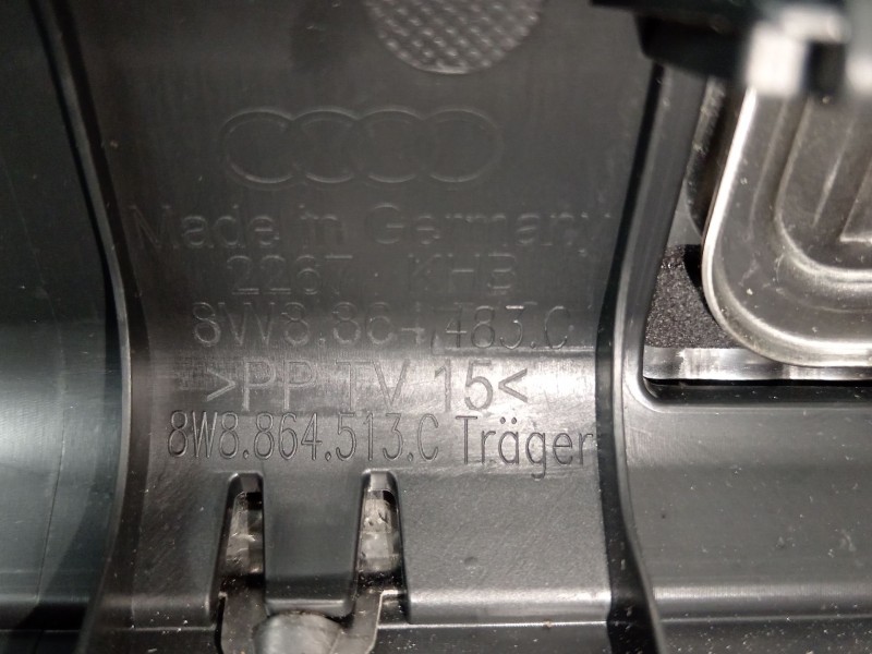 Recambio de moldura para audi a5 sportback (f5a) advanced quattro referencia OEM IAM 8W8864483  