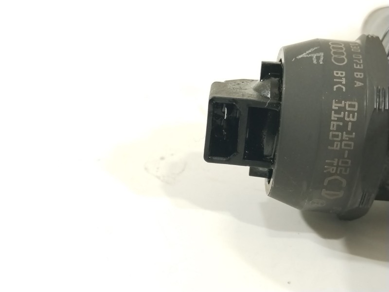 Recambio de inyector para volkswagen passat b5.5 (3b3) 1.9 tdi referencia OEM IAM 038130073BA 0414720216 