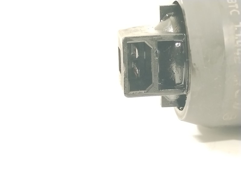 Recambio de inyector para volkswagen passat b5.5 (3b3) 1.9 tdi referencia OEM IAM 038130073BA 0414720216 