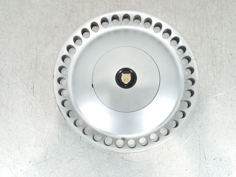Recambio de tapacubos para jaguar xj (xj40, xj81) 6 3.6 referencia OEM IAM XJ40  