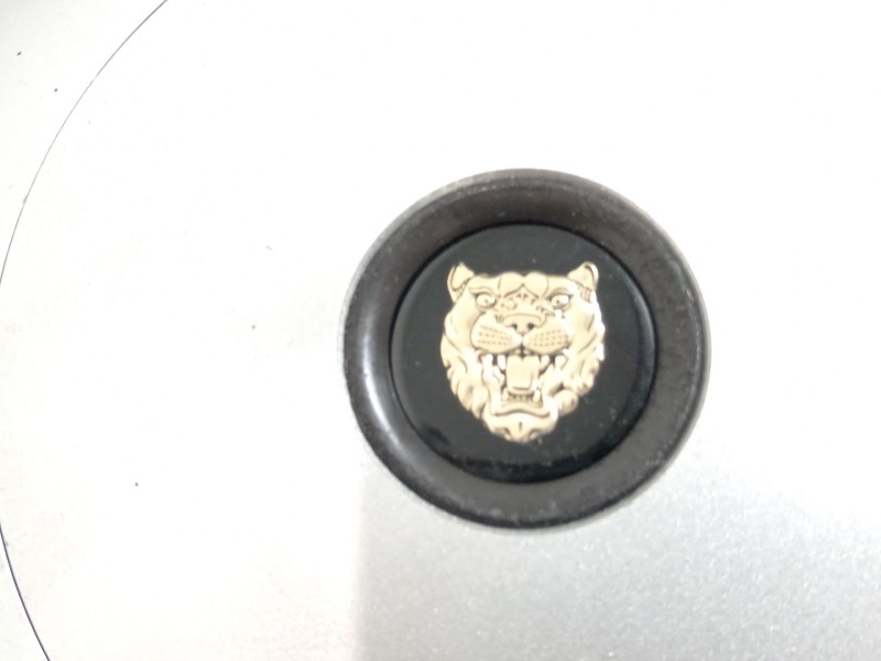 Recambio de tapacubos para jaguar xj (xj40, xj81) 6 3.6 referencia OEM IAM XJ40  