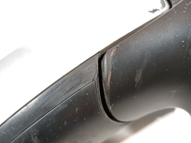 Recambio de retrovisor derecho para peugeot 407 (6d_) 1.6 hdi 110 (6d9hzc, 6d9hyc) referencia OEM IAM 8151GW  