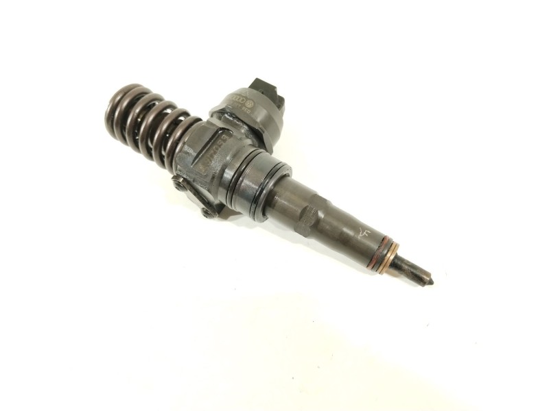 Recambio de inyector para seat leon (1p1) 1.9 tdi referencia OEM IAM 038130073BN  0414720313