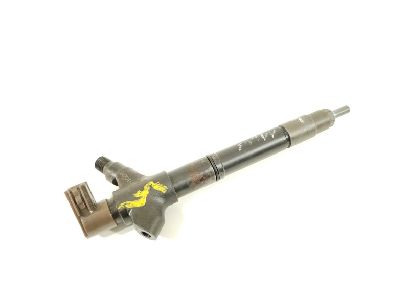 Recambio de inyector para toyota avensis (t27) active referencia OEM IAM 2367026071  2367029115