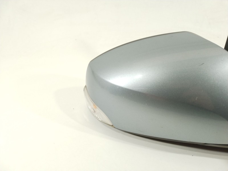 Recambio de retrovisor derecho para renault megane iii berlina 5 p dynamique referencia OEM IAM 963010191R  12523170