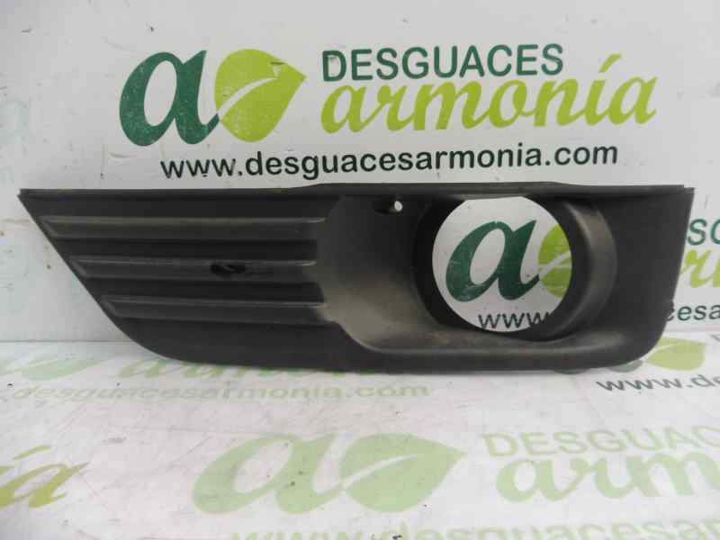 REJILLA PARAGOLPES DELANTERO 4M5119953AE 