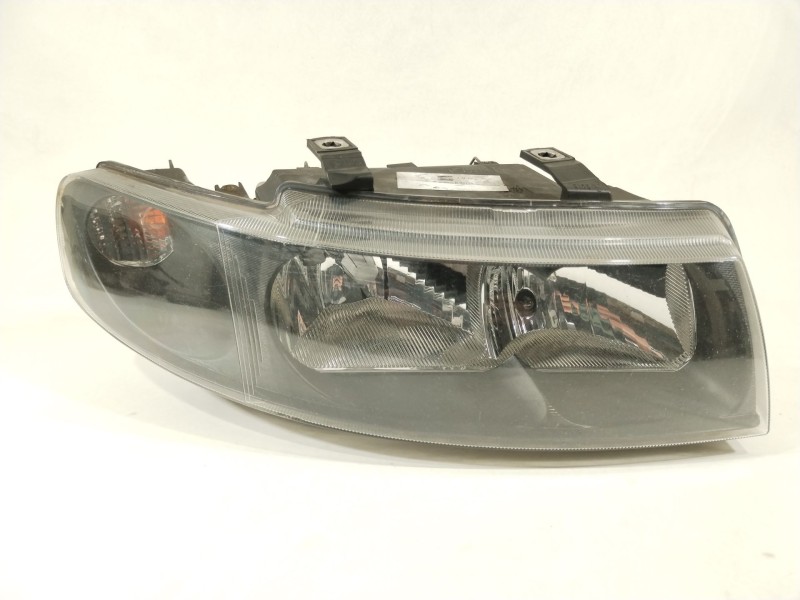 Recambio de faro derecho para seat leon (1m1) 1.9 tdi referencia OEM IAM 1M1941016  