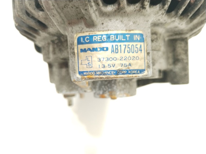 Recambio de alternador para hyundai s coupe (slc) 1.5 i referencia OEM IAM 3730022020  