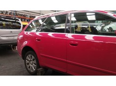 Recambio de puerta trasera derecha para audi a4 b7 avant (8ed) 2.0 tdi referencia OEM IAM    2