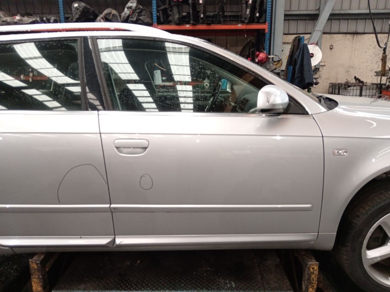 Recambio de puerta delantera derecha para audi a4 b7 (8ec) 2.0 tdi referencia OEM IAM   