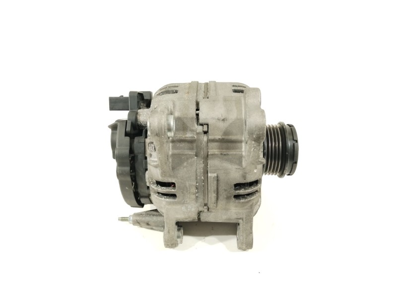 Recambio de alternador para volkswagen passat b5.5 (3b3) 1.9 tdi referencia OEM IAM 028903031  