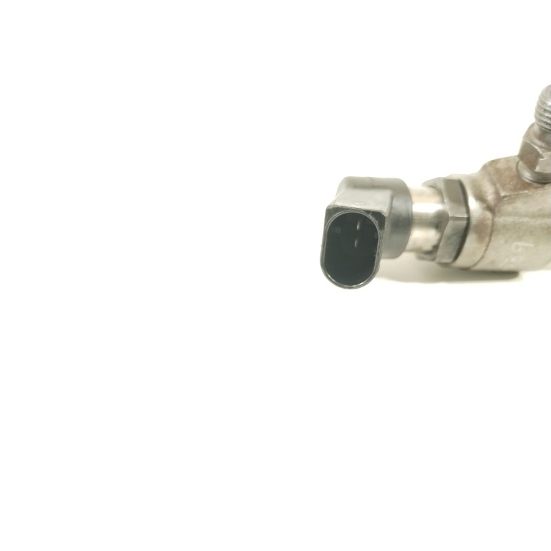 Recambio de inyector para mazda 3 sedán (bl) 1.6 mzr cd (bl14) referencia OEM IAM 9802448680  A00B8704