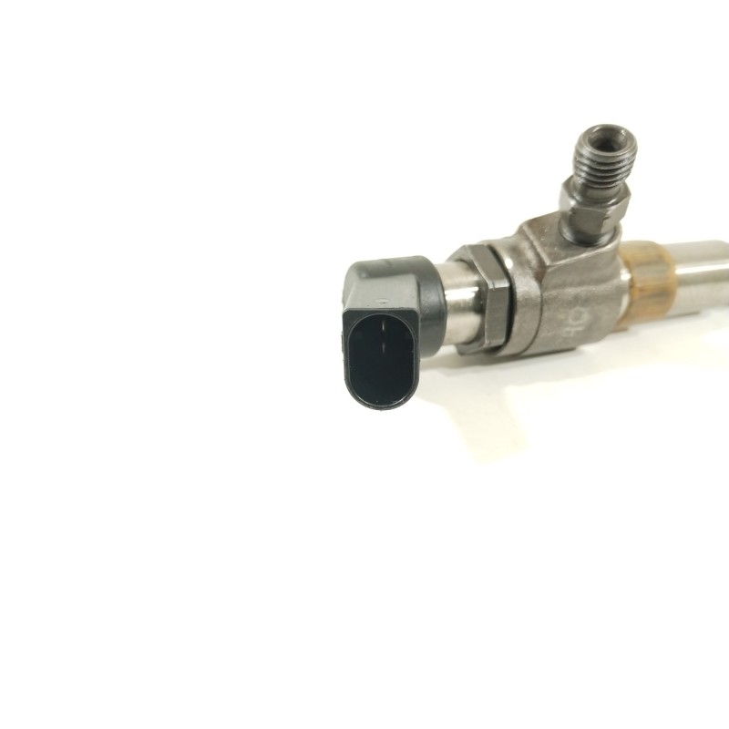 Recambio de inyector para mazda 3 sedán (bl) 1.6 mzr cd (bl14) referencia OEM IAM 9802448680  A00B8704