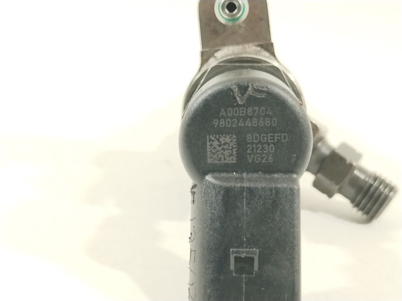 Recambio de inyector para mazda 3 sedán (bl) 1.6 mzr cd (bl14) referencia OEM IAM 9802448680  A00B8704