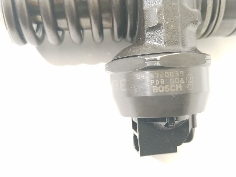 Recambio de inyector para seat leon (1m1) 1.9 tdi referencia OEM IAM 038130073AL  0414720039