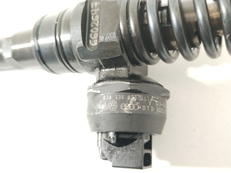 Recambio de inyector para seat leon (1m1) 1.9 tdi referencia OEM IAM 038130073AL  0414720039