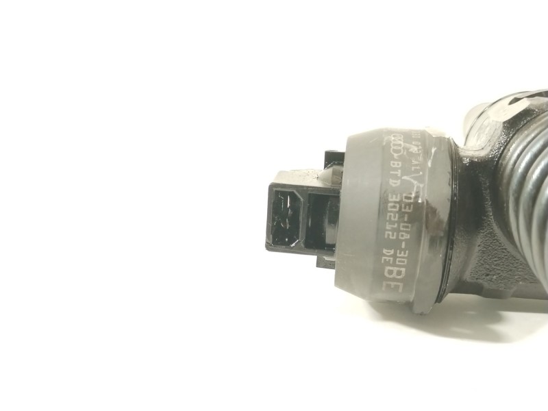 Recambio de inyector para seat leon (1m1) 1.9 tdi referencia OEM IAM 038130073AL  0414720039