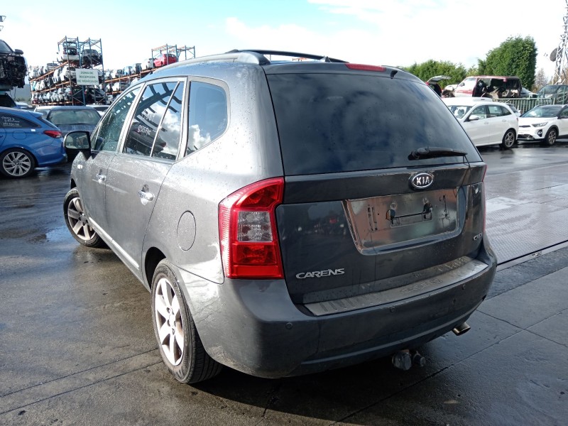 kia carens iii monospace (un) del año 2007