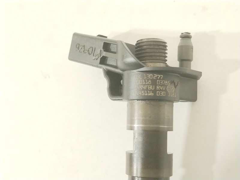 Recambio de inyector para volkswagen passat berlina (3c2) advance plus referencia OEM IAM 03L130277  0445116030