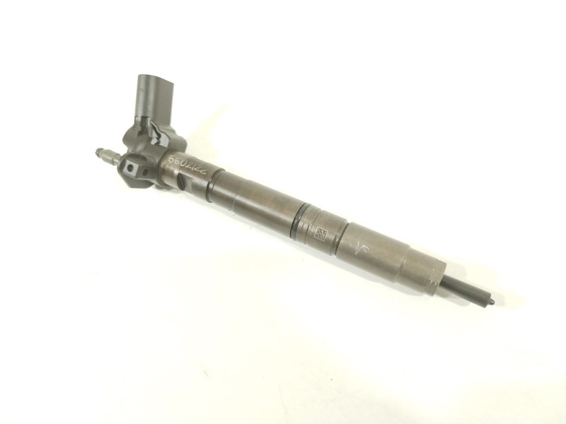 Recambio de inyector para volkswagen passat berlina (3c2) advance plus referencia OEM IAM 03L130277  0445116030