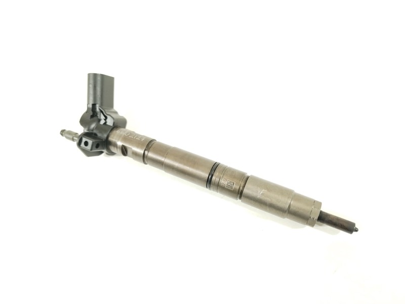 Recambio de inyector para volkswagen passat b6 (3c2) 2.0 tdi referencia OEM IAM 03L130277  0445116030