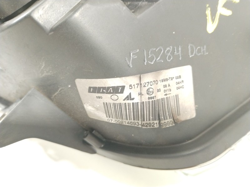 Recambio de faro derecho para fiat stilo (192_) 1.2 16v (192_xa1b) referencia OEM IAM 517127070  