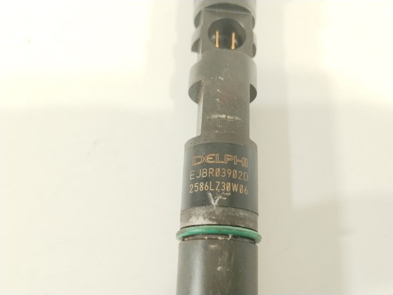 Recambio de inyector para kia carnival / grand carnival iii (vq) 2.9 crdi referencia OEM IAM 338004X400  EJBR03902D