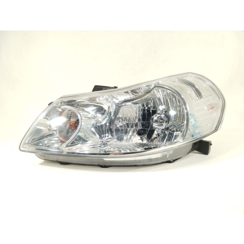 Recambio de faro izquierdo para suzuki sx4 (ey, gy) 1.9 ddis 4x4 (rw 419d) referencia OEM IAM 3532079J00  
