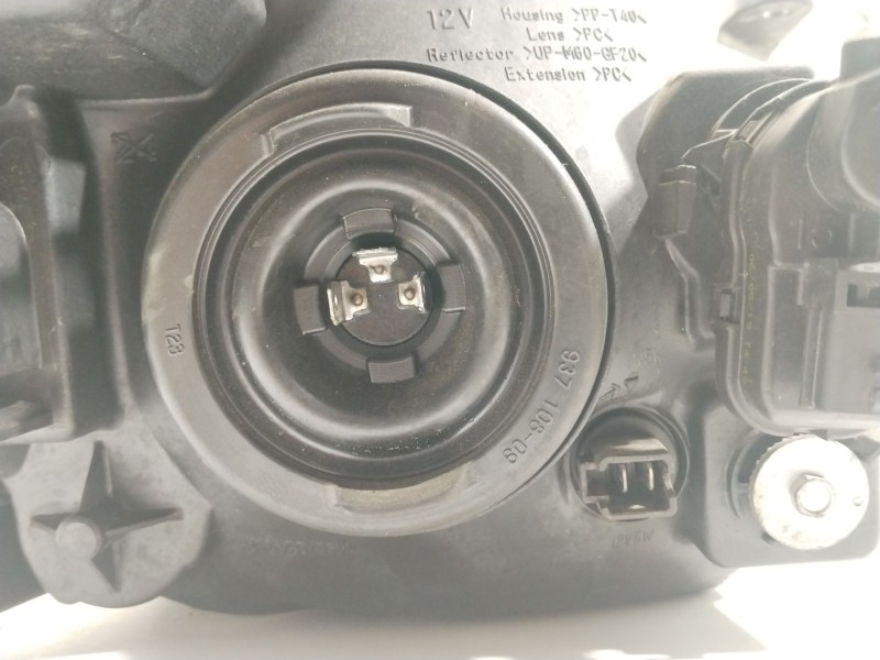 Recambio de faro izquierdo para suzuki sx4 (ey, gy) 1.9 ddis 4x4 (rw 419d) referencia OEM IAM 3532079J00  