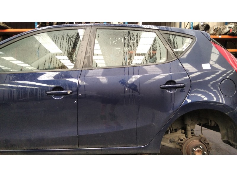 Recambio de puerta trasera izquierda para hyundai i30 classic referencia OEM IAM   