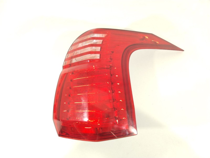 Recambio de piloto trasero derecho para peugeot 5008 premium referencia OEM IAM 9672666680 26120202 