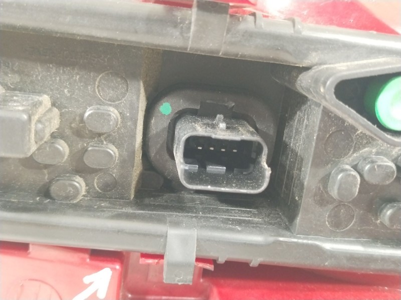 Recambio de piloto trasero izquierdo para peugeot 5008 premium referencia OEM IAM 9672666580 29120102 