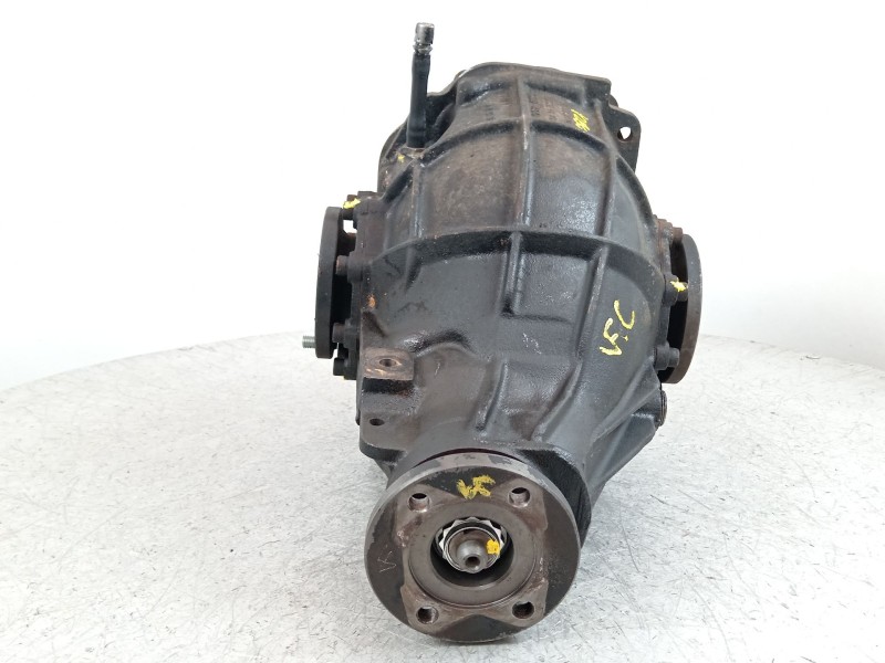 Recambio de diferencial trasero para ssangyong rodius xdi referencia OEM IAM 1513501501 143A000 1513510405