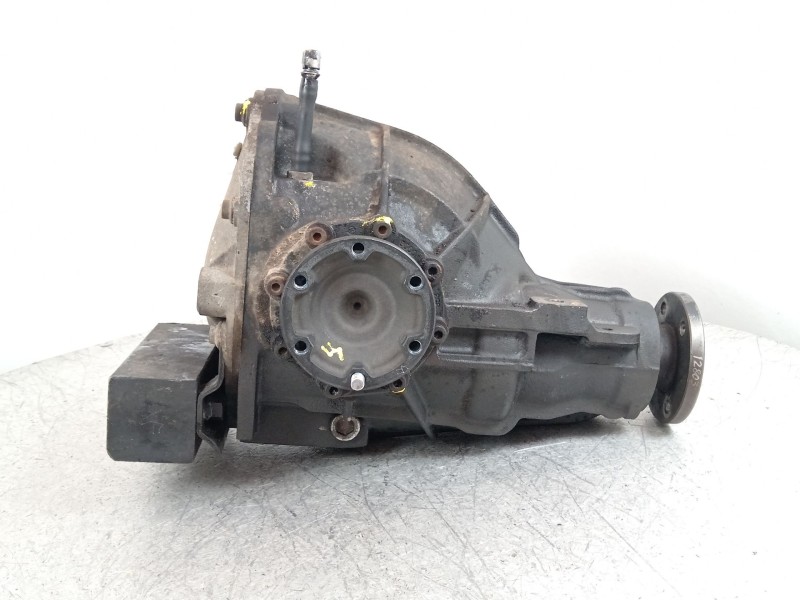 Recambio de diferencial trasero para ssangyong rodius xdi referencia OEM IAM 1513501501 143A000 1513510405