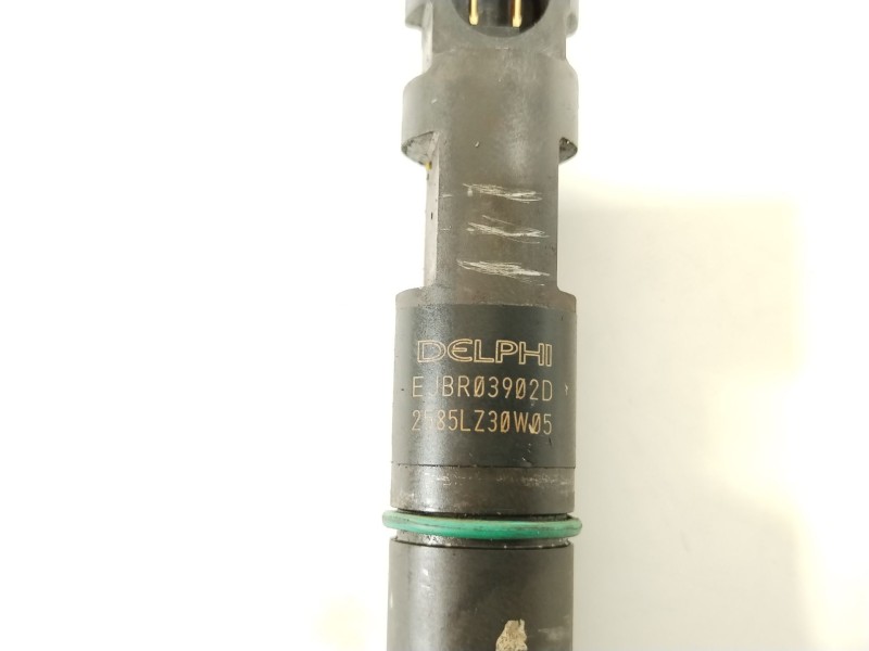 Recambio de inyector para kia carnival / grand carnival iii (vq) 2.9 crdi referencia OEM IAM 338004X400  EJBR03902D