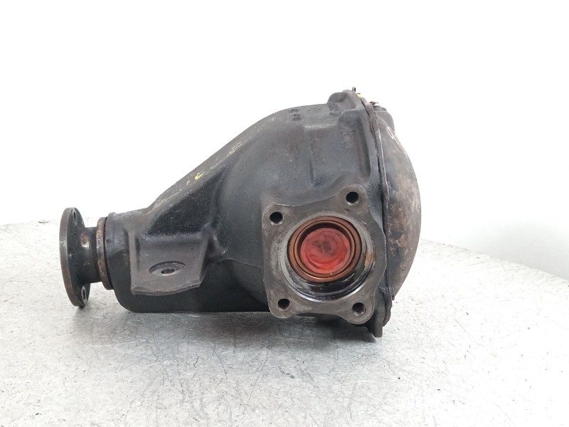 Recambio de diferencial delantero para mitsubishi montero (l040) 2500 td (4-ptas.) referencia OEM IAM MB527447  