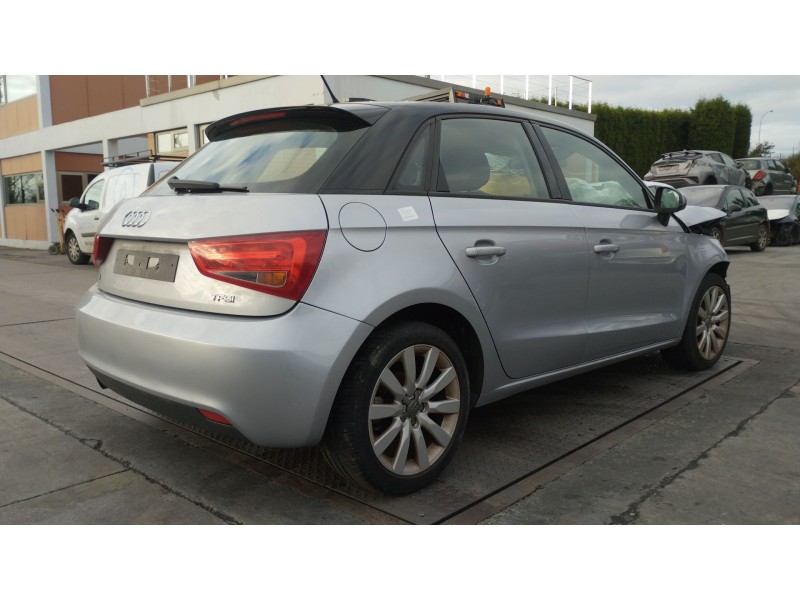 audi a1 sportback (8xa, 8xf) del año 2014