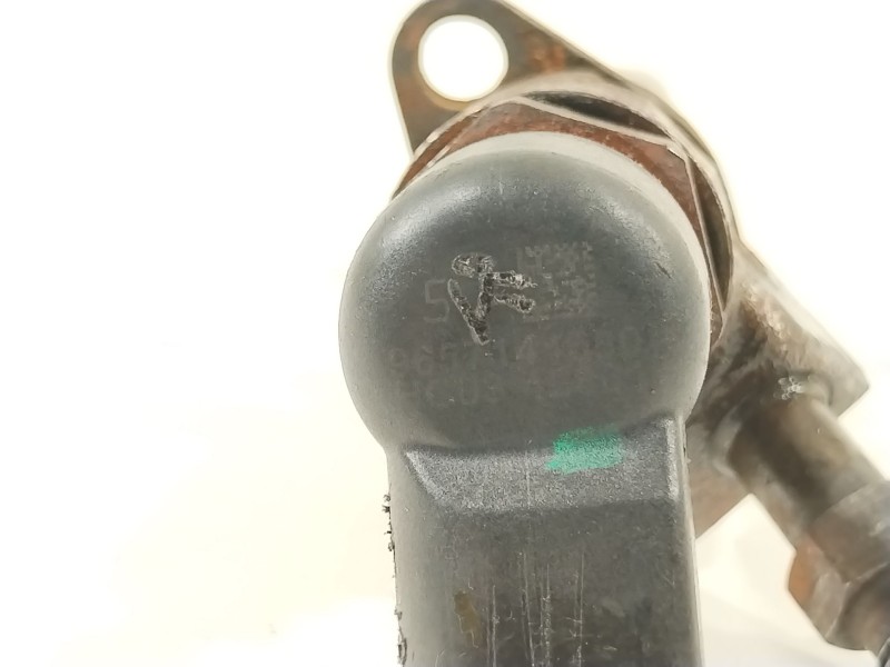 Recambio de inyector para ford s-max (wa6) 2.0 tdci referencia OEM IAM 9657144580 1373550 3M5Q9F593EB