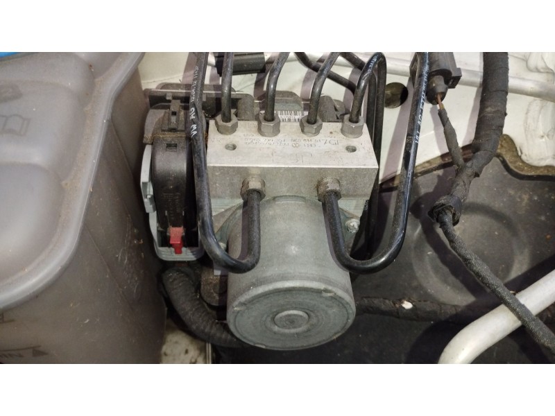 Recambio de abs para audi a4 b8 (8k2) 2.0 tdi referencia OEM IAM 8K0614517GF  0265239354