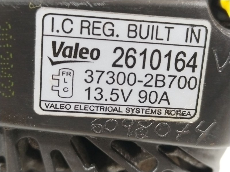 Recambio de alternador para hyundai i30 (gd) 1.4 cat referencia OEM IAM 373002B700  2610164